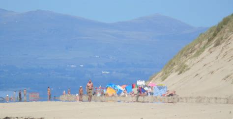 Morfa Dyffryn beach